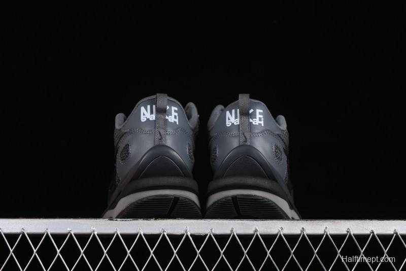 Nike Sacai VaporWaffle 3.0 Fashion-Forward Casual Sneakers - CV1363-105