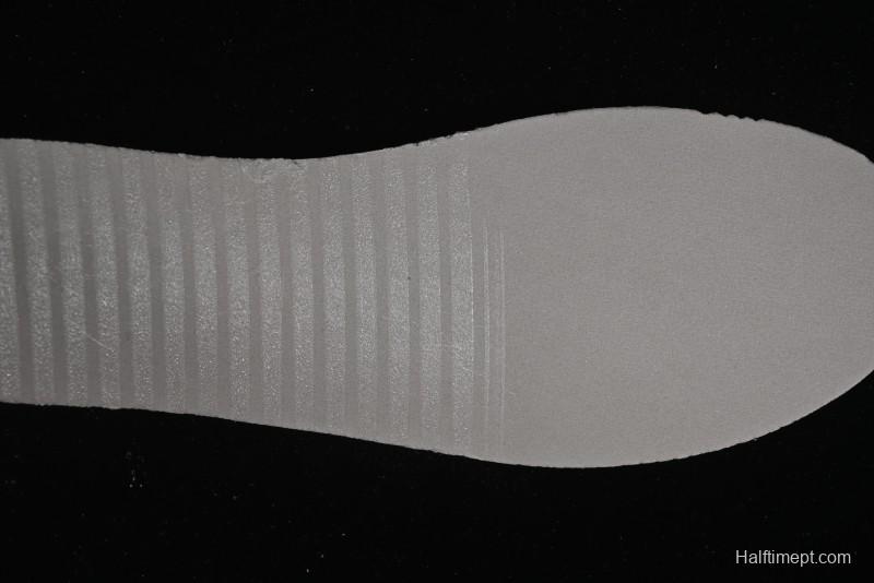 Nike SB Dunk Low Supreme x THE NORTH FACE Skate Shoes - BM0234-502