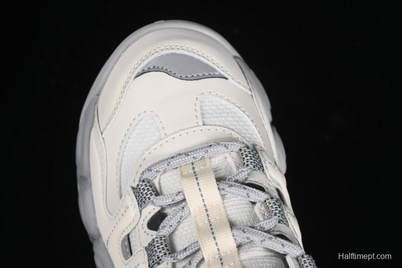 Fila Breathable Cat Paw Sneakers F12W441102FWA with Lightweight Eco-Friendly Material and Cushioned EVA Midsole