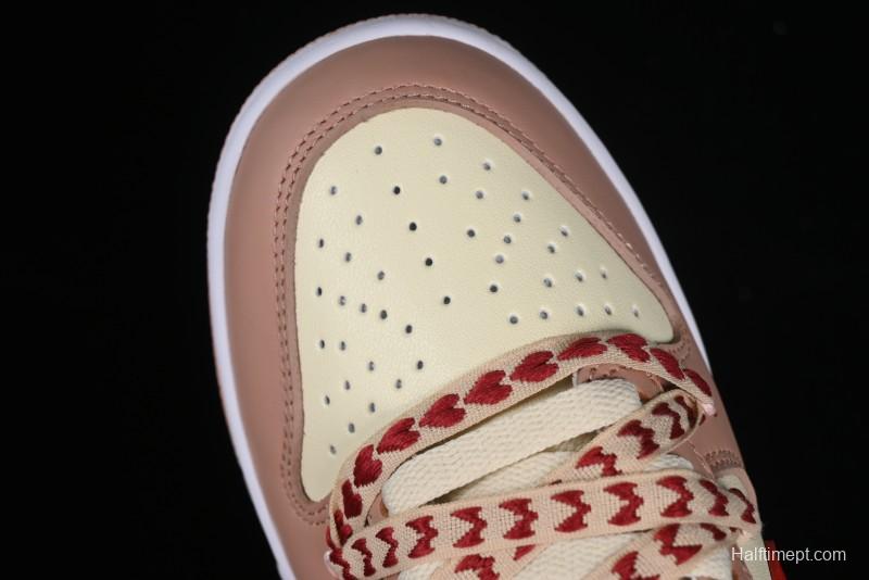 Nike Dunk Low SB Christmas Gift Strawberry Cake Casual Sneakers with Dual Laces - DD1503-118