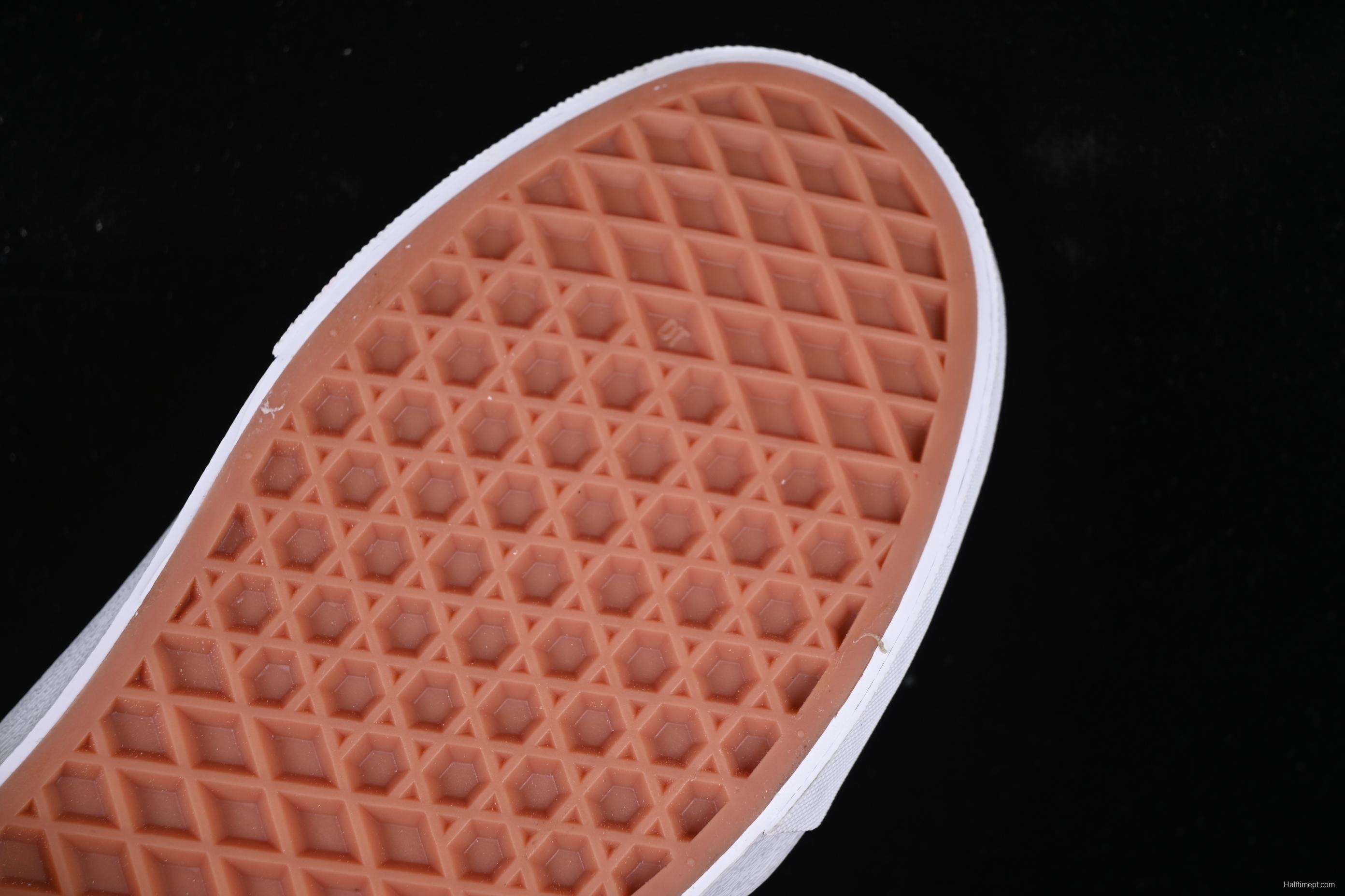 Vans Knu Skool Low-Top Retro Chunky Sneakers - VN000D6CJDG