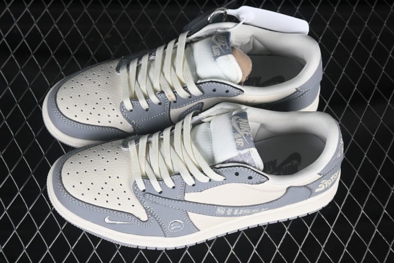 Nike Travis Scott x Fragment Design x Air Jordan 1 Low OG SP Sneakers - LD2025-001