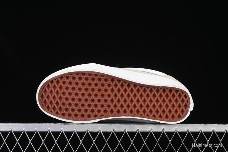 Vans Knu Skool Low-Top Retro Chunky Sneakers - VN000D6ZE2S