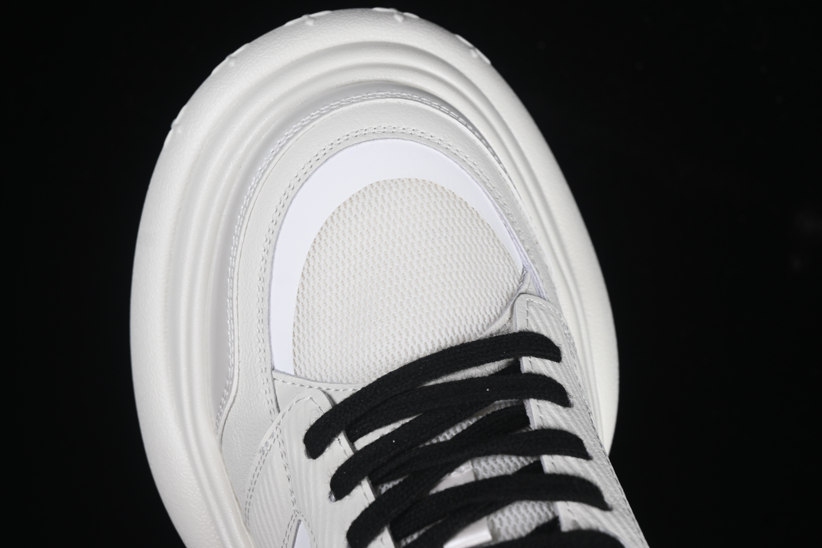 SMFK FUTURE RIPPLE Low-Top Fashion Sports Lifestyle Casual Shoes in White - AJD4
