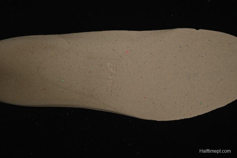 Asics Gel-Nimbus 27 Retro Breathable Casual Shoes with Cushioning for Men - 1012B816-020