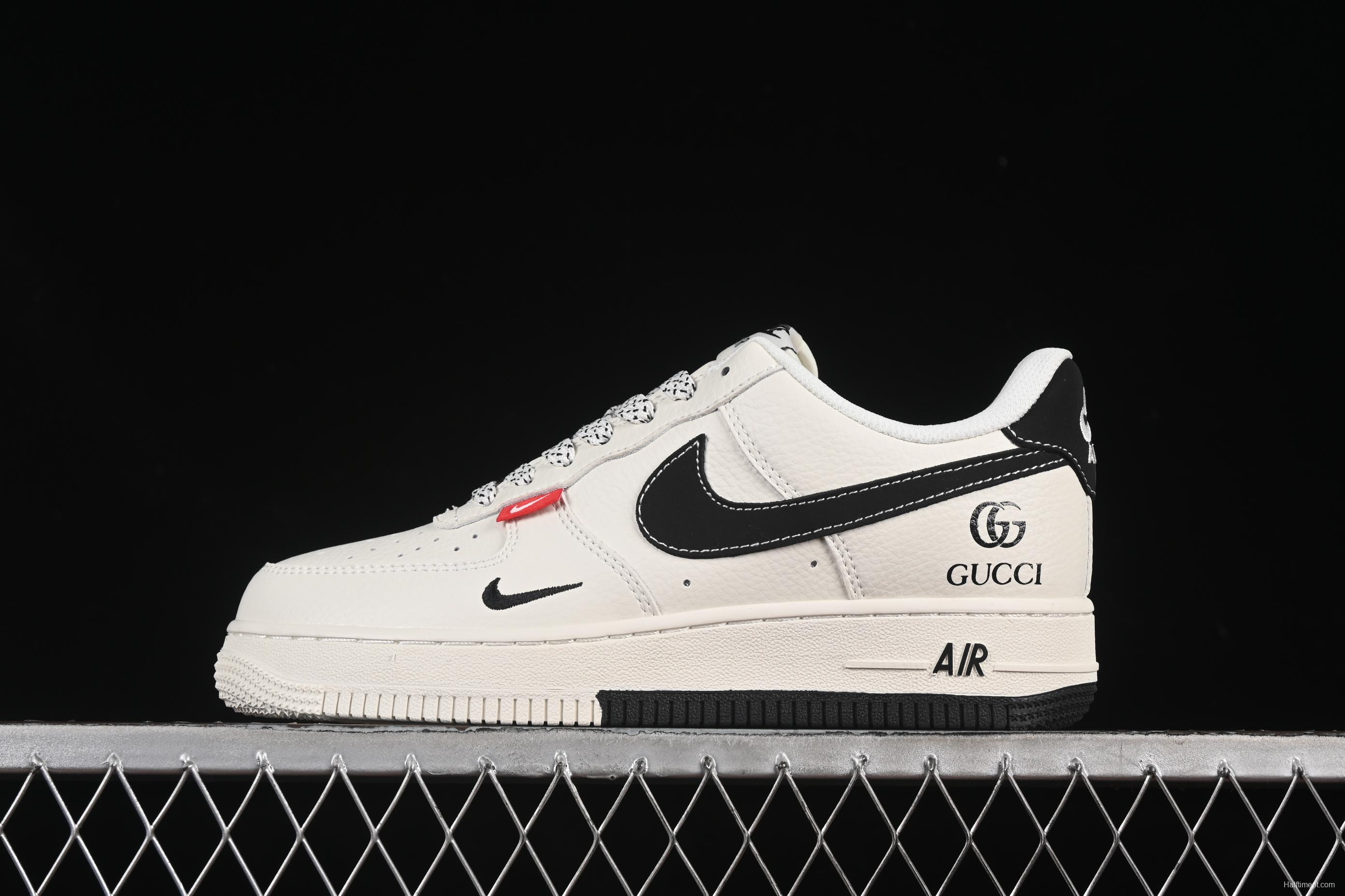Nike Air Force 1'07 Low Gucci Collaboration Dual-Tone Mini Swoosh Casual Sneakers - CS5288-009