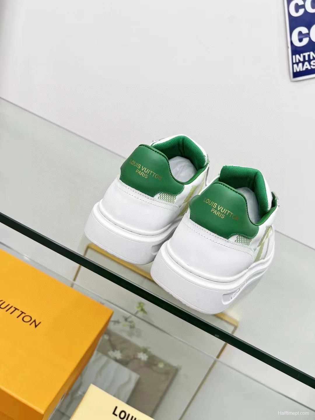 2024 Unisex Louis Vuitton Green White Leather Sneakers Maxi Damier MJ00330