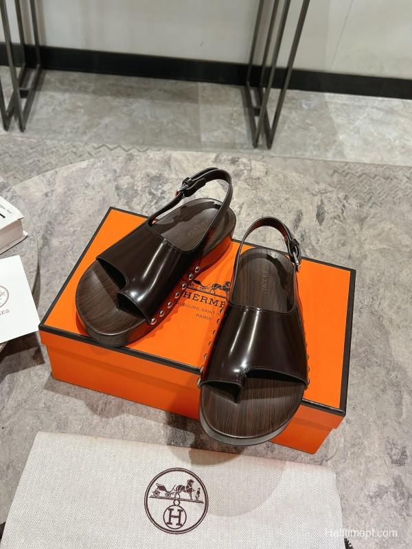2025 Women Hermès Brown Leather Sandals KFY00250