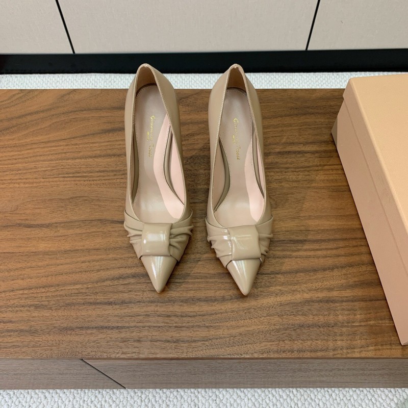 2025 Women Gianvito Rossi Beige Leather Pumps KFY00300