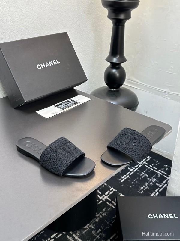 2025 Slippers CHANEL Black Fabric Slippers