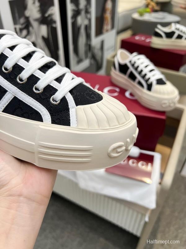 2025 Women Gucci Black White Canvas Sneakers LY00270
