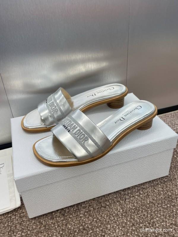 2025 Women Dior Silver Leather Slippers CD Logo KFY00300