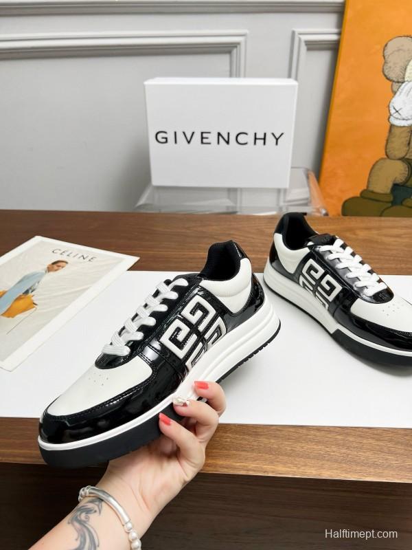 2024 Unisex Givenchy Black White Silk Calfskin Low Top Running Sneakers MJ00380