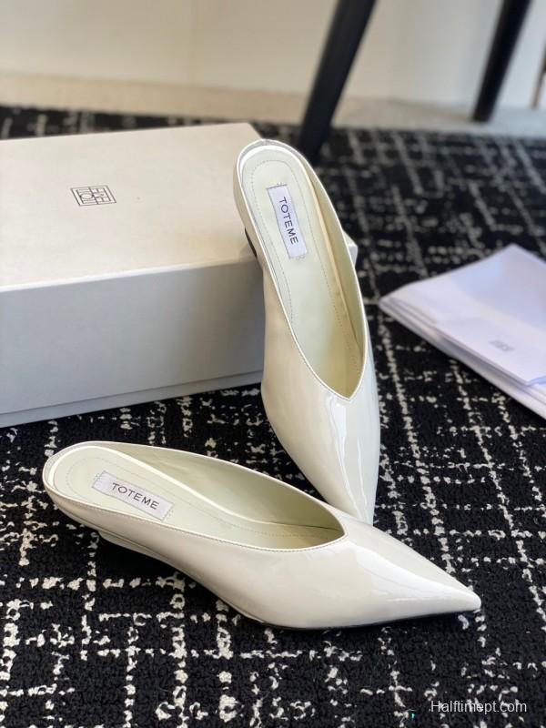 2025 Women Toteme White Patent Leather Mule Shoes