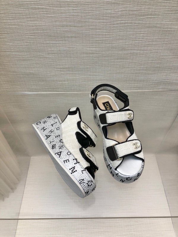 2025 Women Chanel White Black Leather Sandals Platform LY00330
