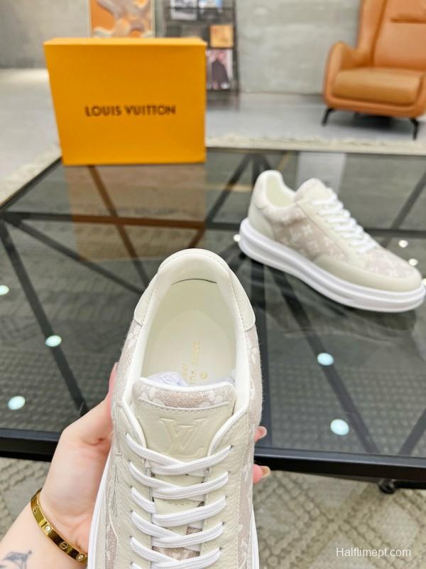 2024 Unisex Louis Vuitton Beige White Leather Mesh Sneakers MJ00400