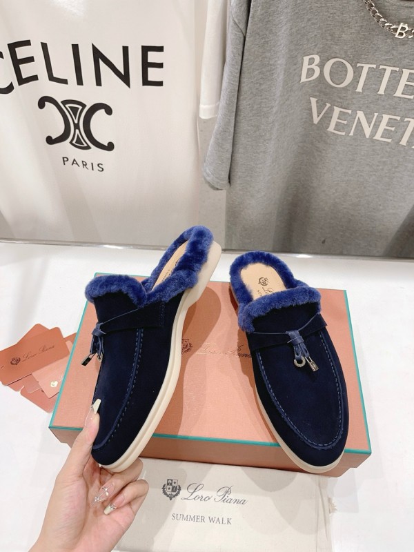 2024 Slippers LP Navy Shearling Loafers MJ00300