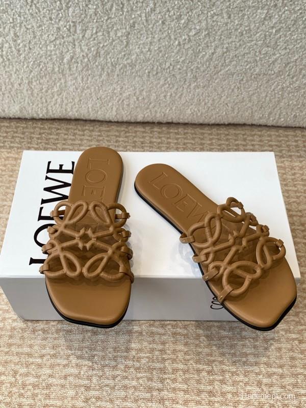2025 Loewe Brown Leather Slippers KFY00250