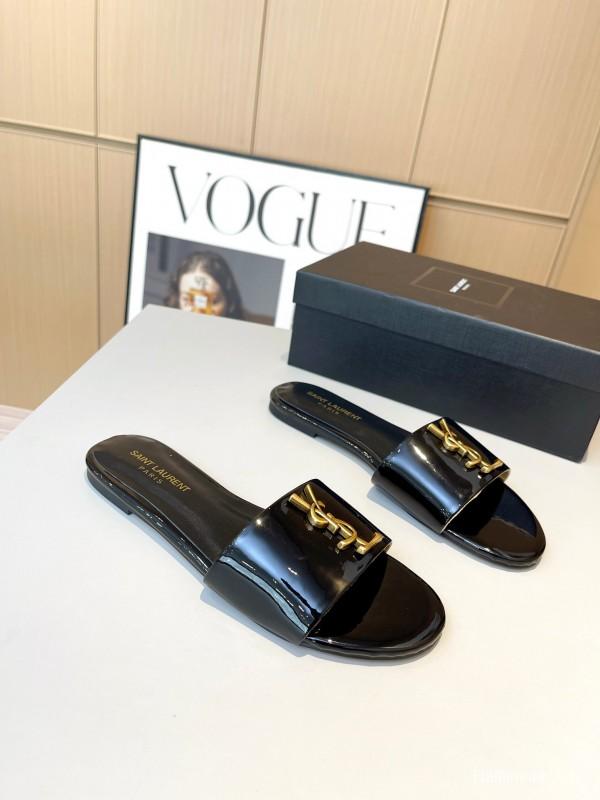 2025 Women Yves Saint Laurent Black Patent Leather Slide Sandals
