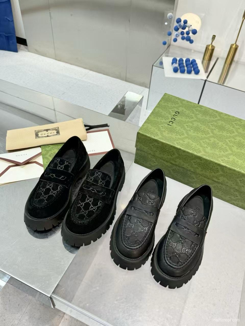 2024 Women Gucci Black Leather Loafers MJ00320