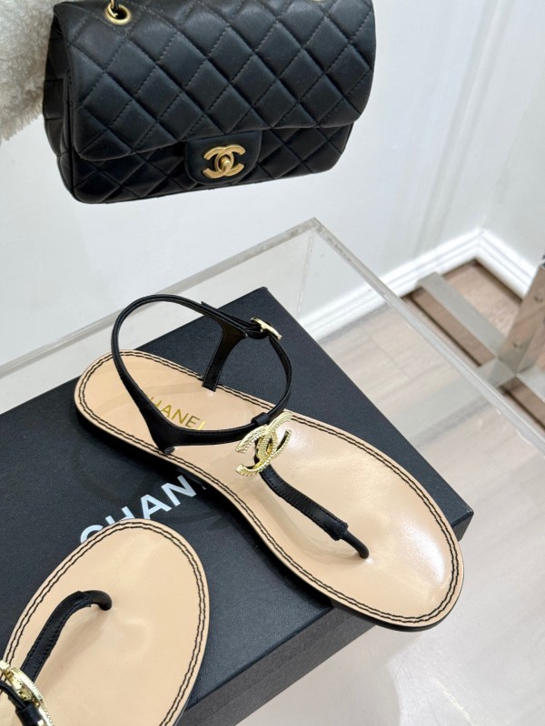2025 Women Chanel Black Leather Sandals KFY00290