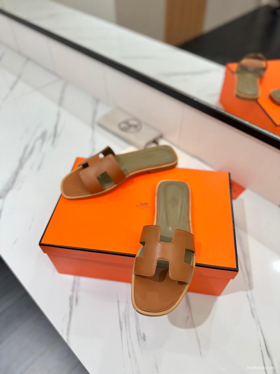 2025 Women Hermès Brown Leather Slippers