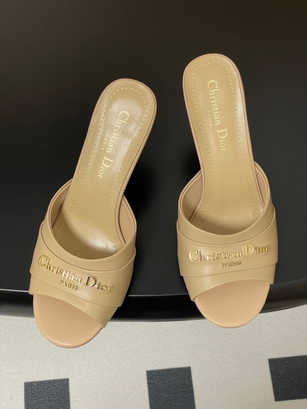 2025 Women Dior Beige Leather Heeled Slippers Christian Dior Logo