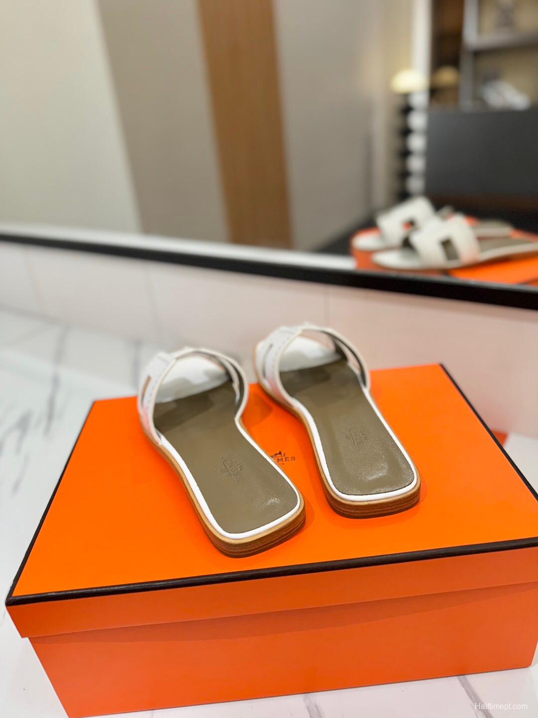 2025 Women Hermès White Leather Slippers