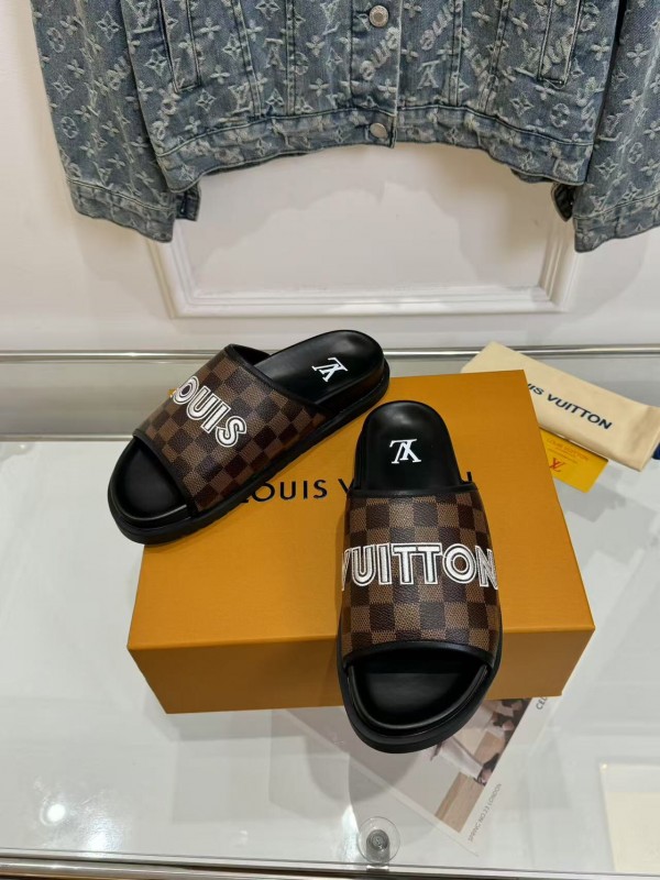 2025 LV Brown Canvas Slippers