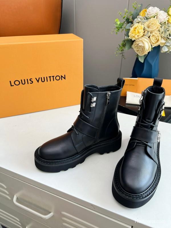 2024 Women Louis Vuitton Black Calf Leather Ankle Boots MJ00310
