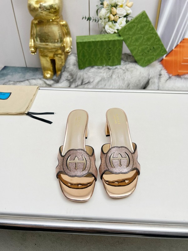 2025 Gucci Beige Leather Slippers MJ00190