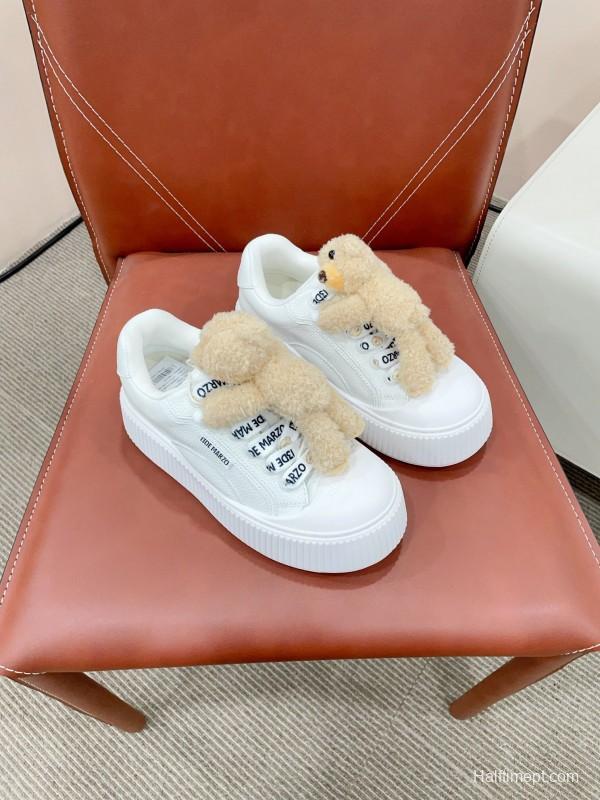 2025 Women 13DE MARZO White Leather Sneakers Plush Toy KFY00300