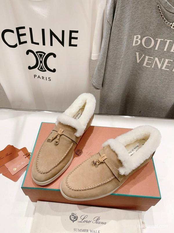 2024 Slippers LP Beige Suede Fur Loafers