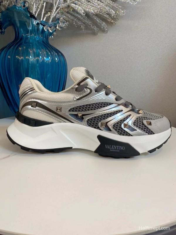 2024 Unisex Valentino White Black Grey Mesh Leather Sneakers MJ00410