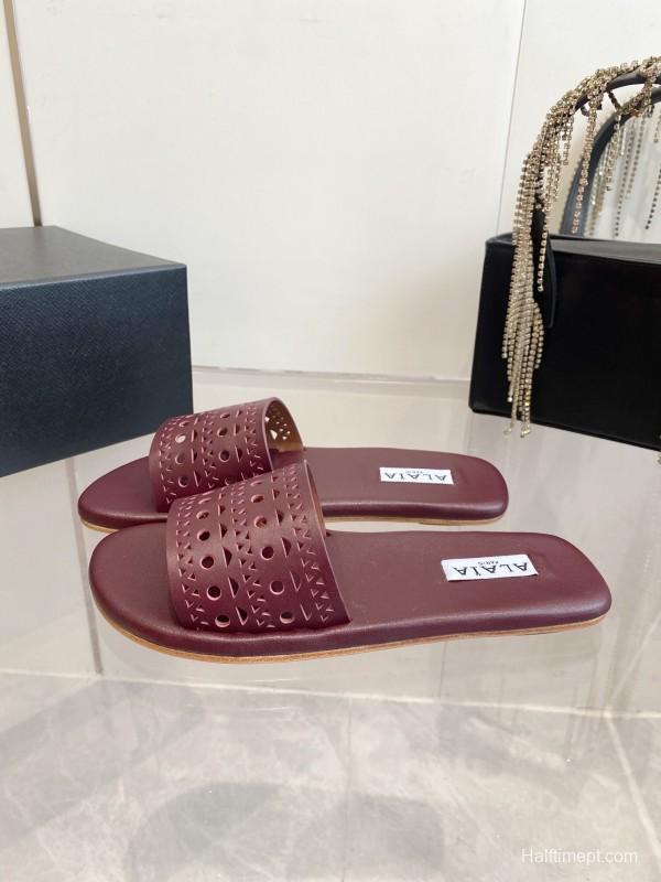 2025 Slippers Alaia Burgundy Leather Slippers KFY00280