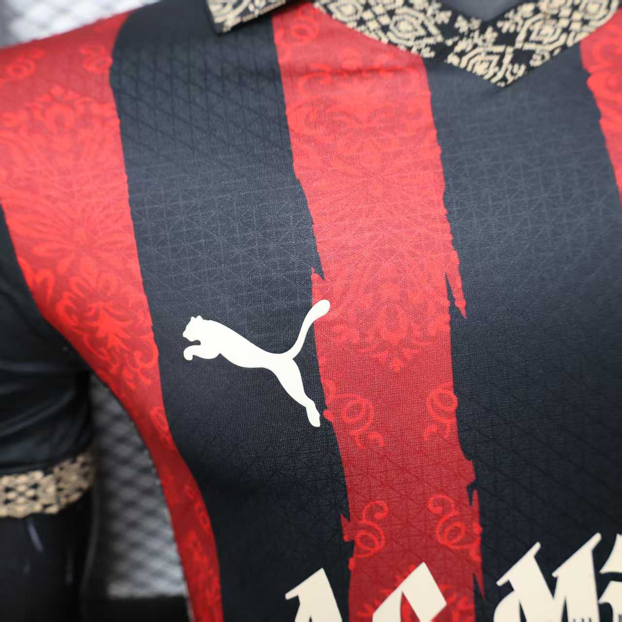 Player Version 25/26 AC Milan Redesigned Home Jersey