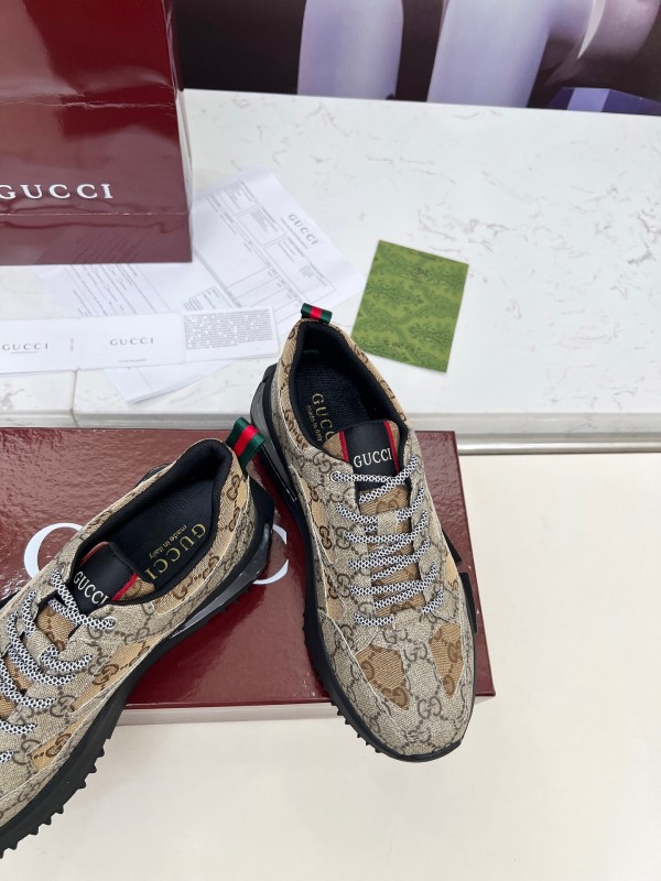 Gucci 2025/SS Series 2.0 Sneakers with Reflective Stripes and Retro Design - LY00320