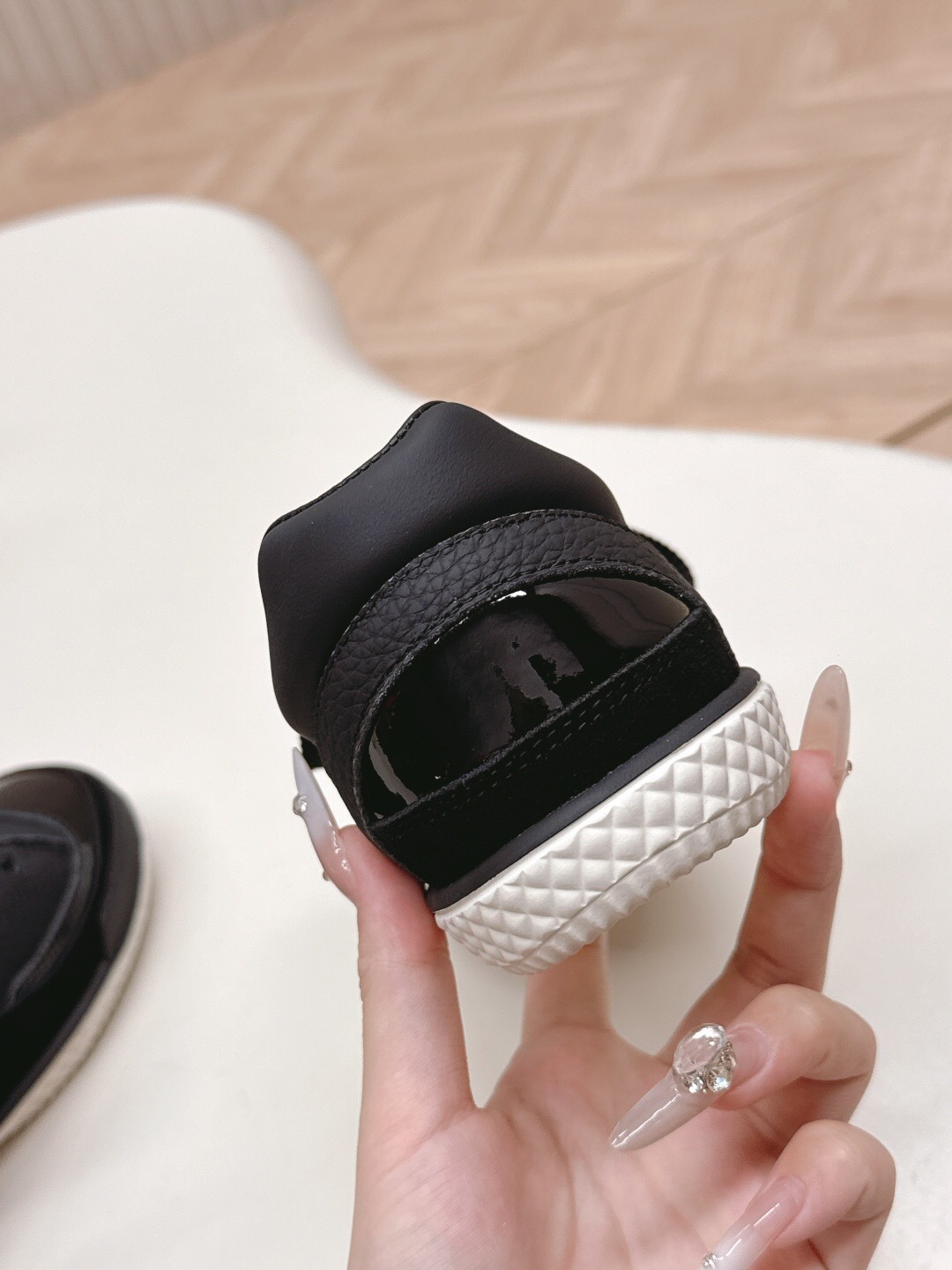 Chanel 2025 SS Casual Sneakers Training Shoes - LY00300