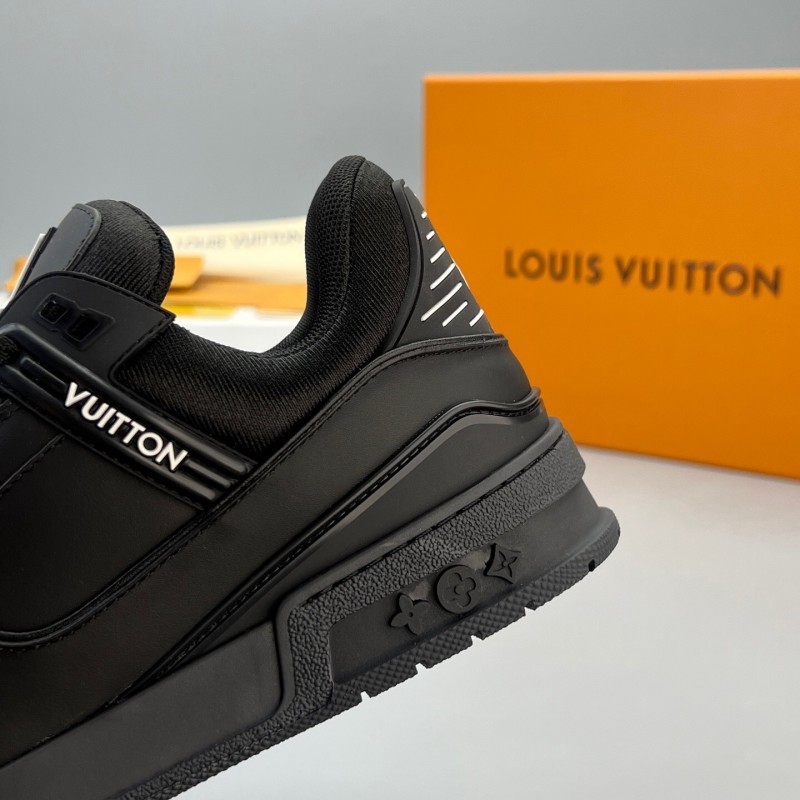 Louis Vuitton Trainer Retro Basketball-Inspired Sneakers - LY00430