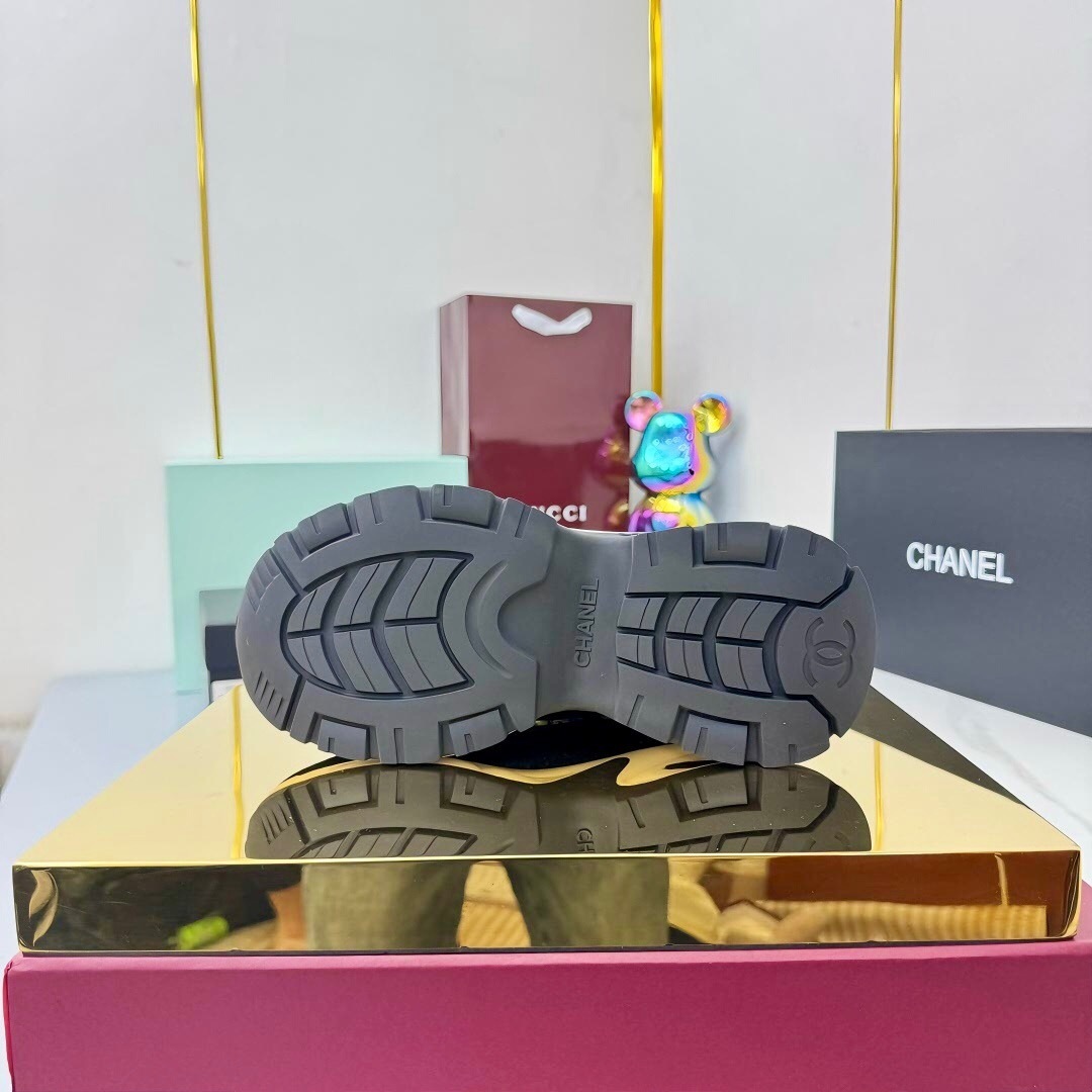 Chanel 2025 SS Panda Sneakers Classic Casual Sports Shoes - LY00360