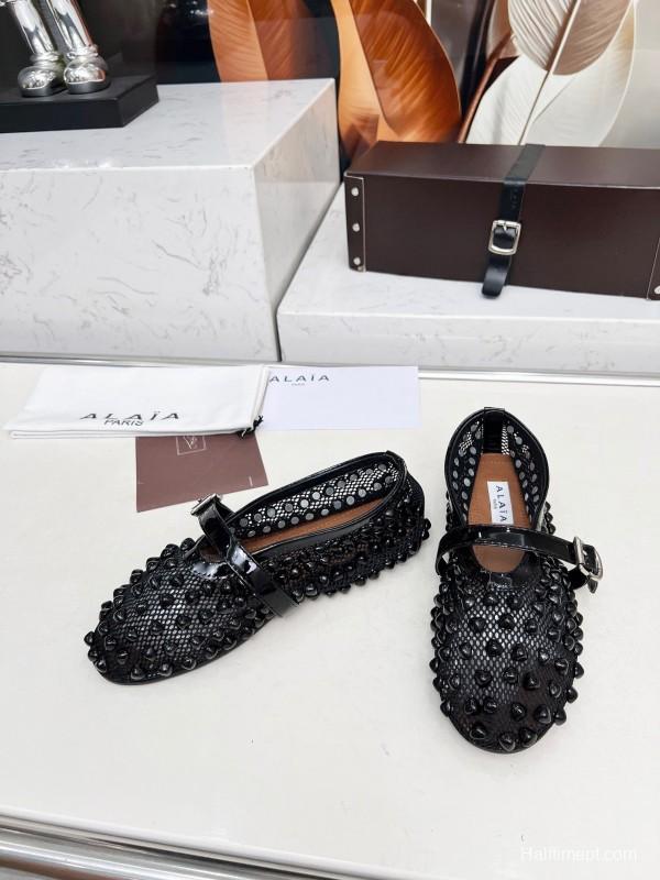 Alaia 2025/SS Beaded Hollow-out Ballet Shoes with Built-in Arch Support - LY00280