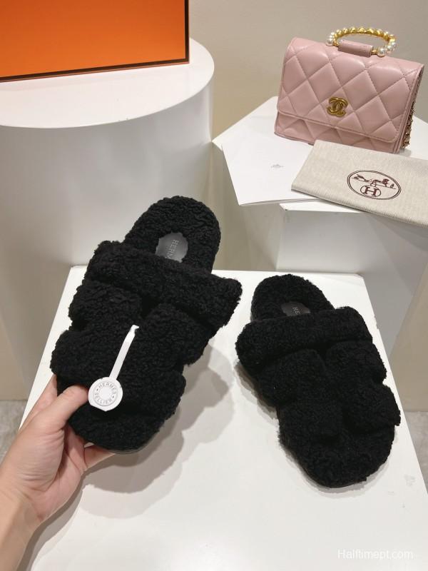 H Love Erjiu Full Wool Slippers with Wavy Fur Design - LY00270