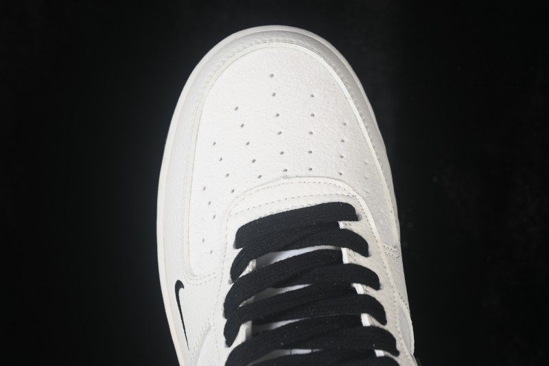 Nike Air Force 1 '07 Low Basketball Shoes with Full-Length Air Cushion - DN9688-101