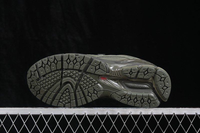 New Balance 1906 Series Retro Running Shoes with Breathable Mesh and T-Beam Support - U1906ROG