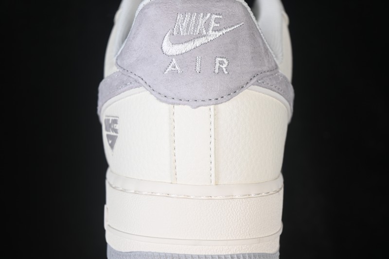 Nike Air Force 1 '07 Low Light Bone Grey Low-Top Casual Skate Shoes - DN9688-107
