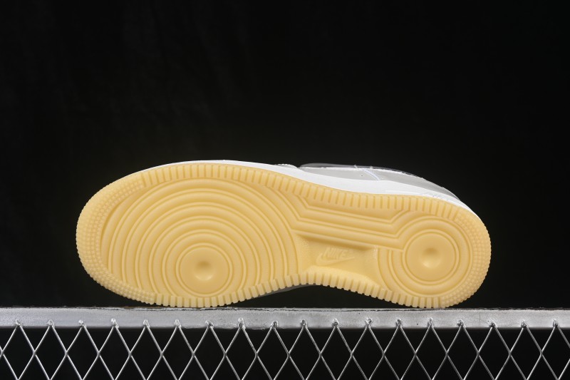 Nike Air Force 1 '07 Low Collaborative Skateboarding Shoes with Full-Length Air Cushion - IR8218-118