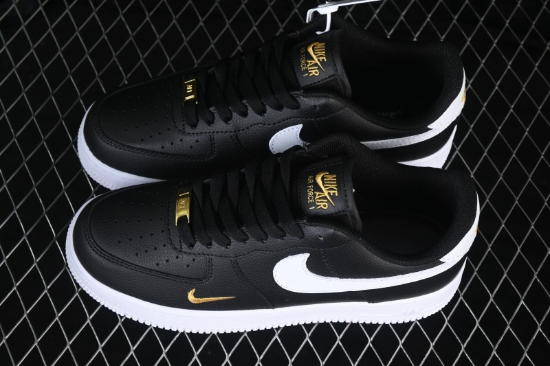 Nike Air Force 1 '07 Low Basketball Shoes with Full-Length Air Cushion - CZ0270-001