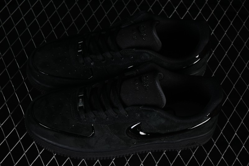 Nike Air Force 1 '07 Low Casual Skateboarding Shoes with Classic Leather Upper - HV4406-101