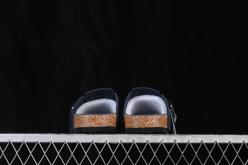 Birkenstock Arizona Soft Footbed Sandals with Sheepskin Lining - G.D4