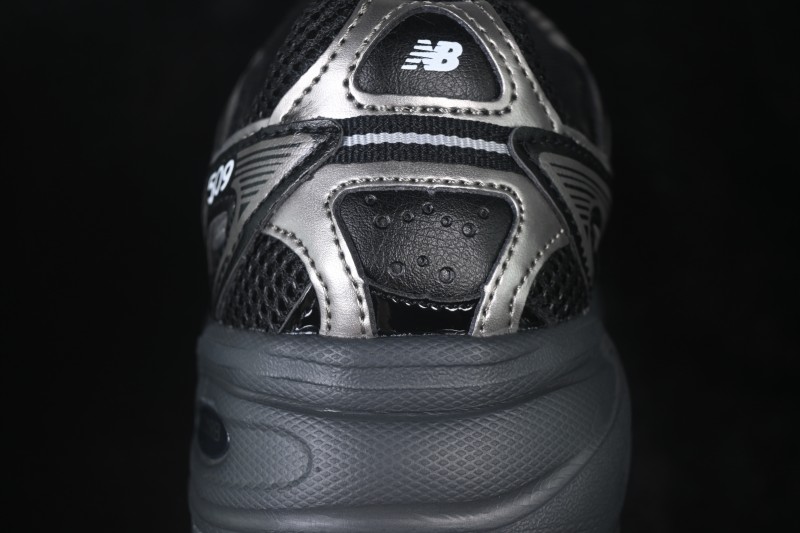 New Balance 509 Retro Running Shoes for Men with Cushioned Comfort - U509E1